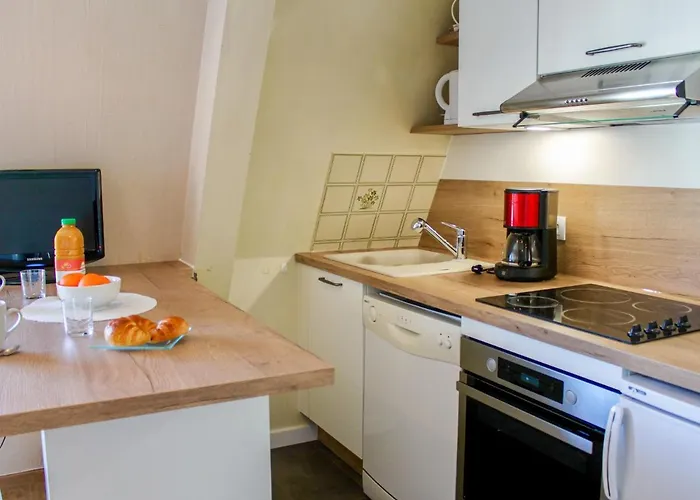 Le Polo-1 By Interhome